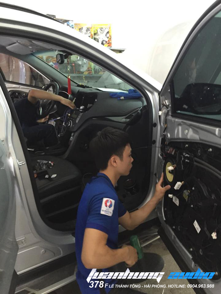 Nâng cấp âm thanh cho santafe 2013 :5