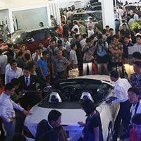 Nhập khẩu ôtô hồi phục mạnh 